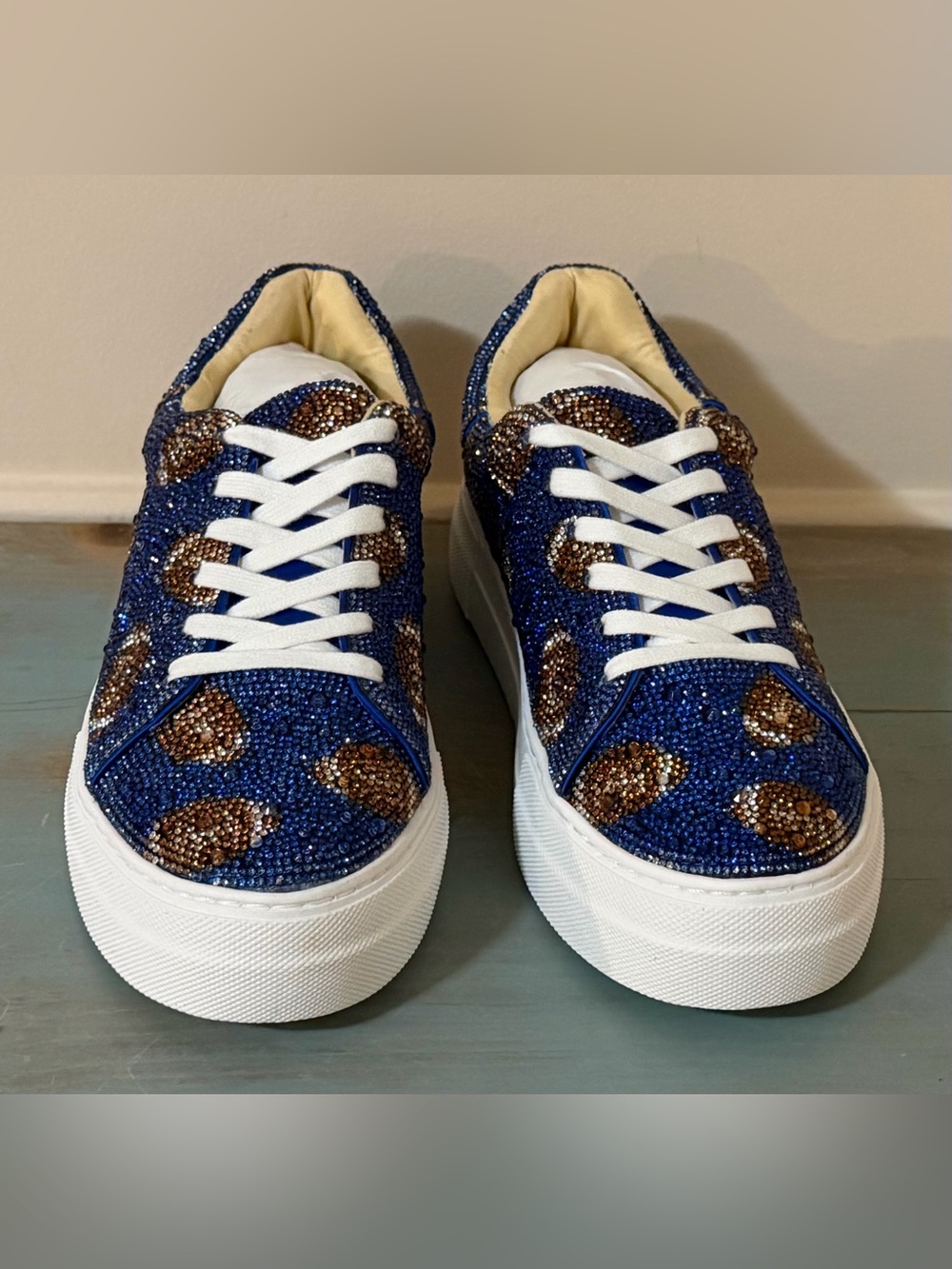 NEW 🏈 9.5 Betsey Johnson Sidny Blue and Brown Crystal Football Sneakers
